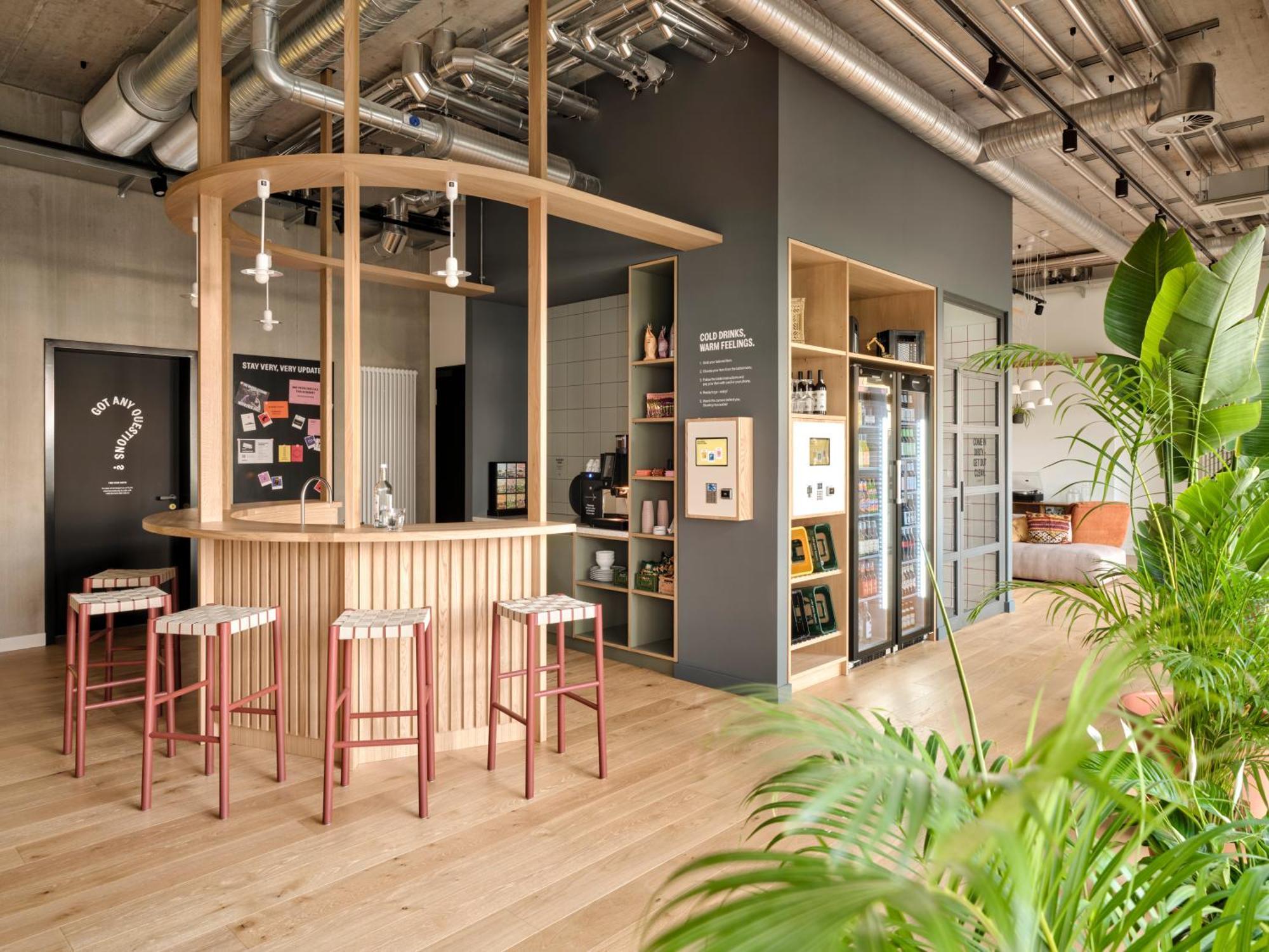 Stayery Guetersloh Hauptbahnhof Bagian luar foto