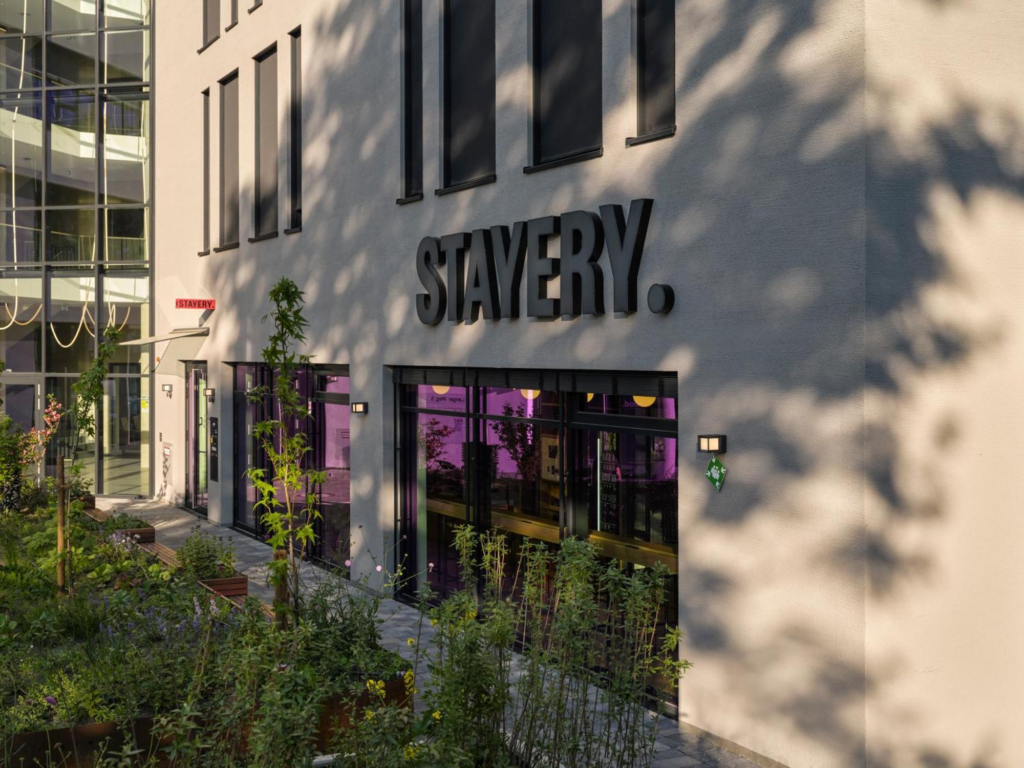 Stayery Guetersloh Hauptbahnhof Bagian luar foto